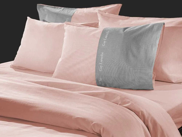 Guy Laroche Etoile Pink 3-Pieces Quilt Cover Set