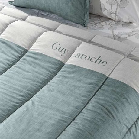 Guy Laroche Quilt Motto Cement 220x240