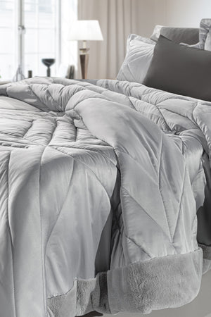 Guy Laroche Columbia Silver Duvet 250x240