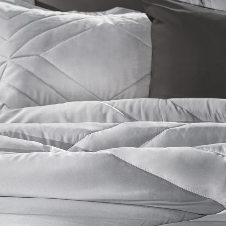 Guy Laroche Columbia Silver Duvet 250x240