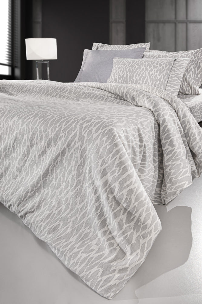 Guy Laroche Magma Silver Bed Sheet Set 225x245
