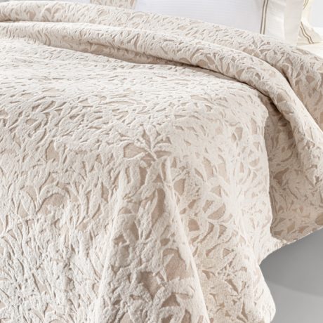 Guy Laroche Blossom Natural Blanket 260x250