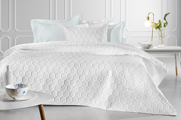 Guy Laroche Hive Bedspread