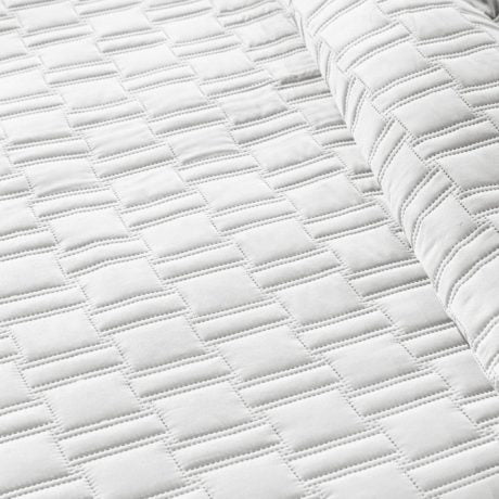 Guy Laroche Brick White