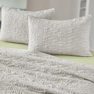 Guy Laroche Shadow Natural Bedspread 220x240