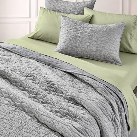 Guy Laroche Shadow Gray Bedspread 220x240