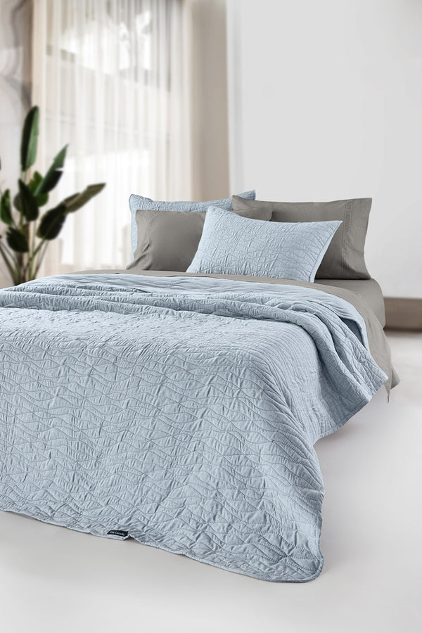 Guy Laroche Shadow Blue Bedspread 220x240