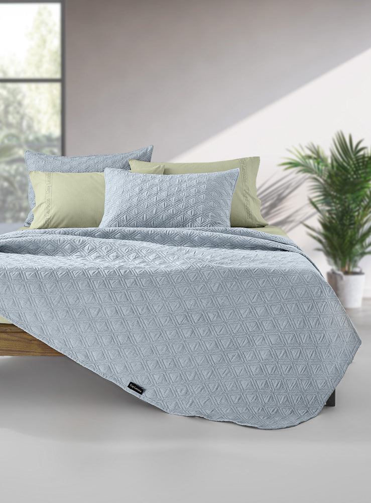 Guy Laroche Tempest Blue Bedspread 220x240