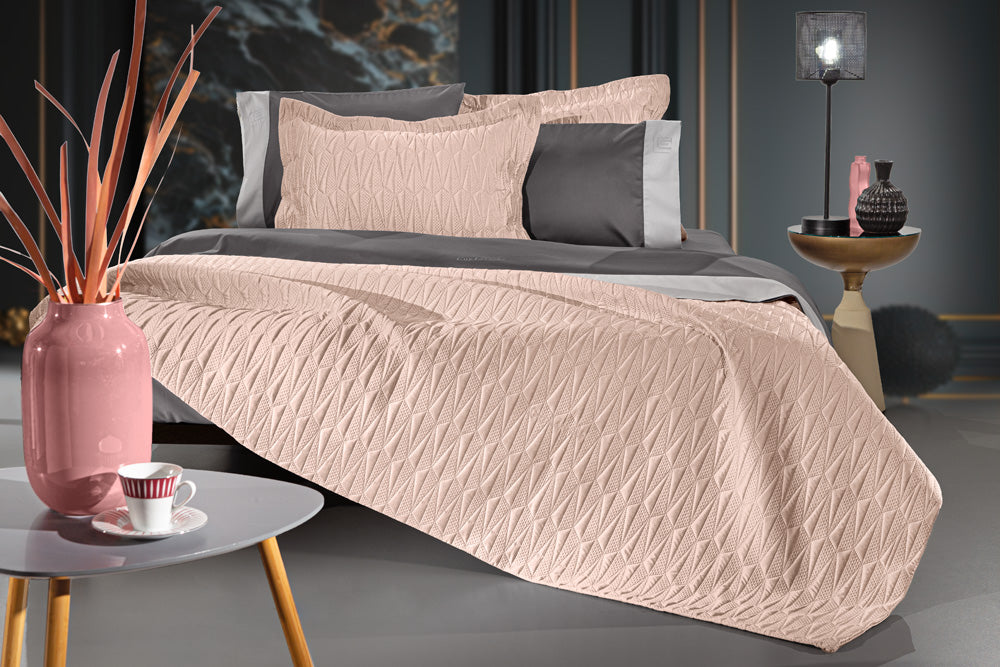 Guy Laroche Ruby Old Pink Bedspread 240x250