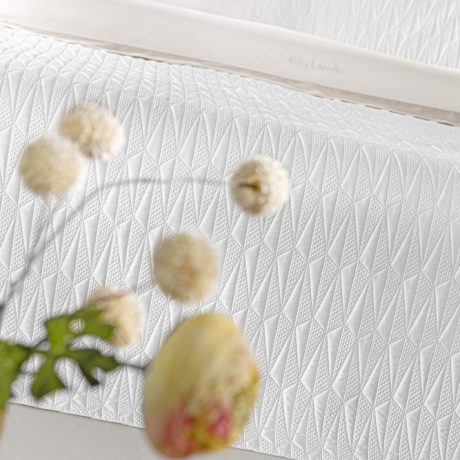 Guy Laroche Ruby White Bedspread 240x250
