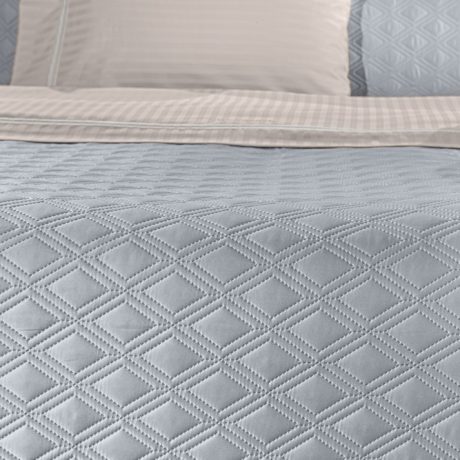 Guy Laroche Honour Silver Bedspread 240x250