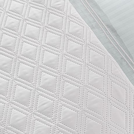 Guy Laroche Honour White