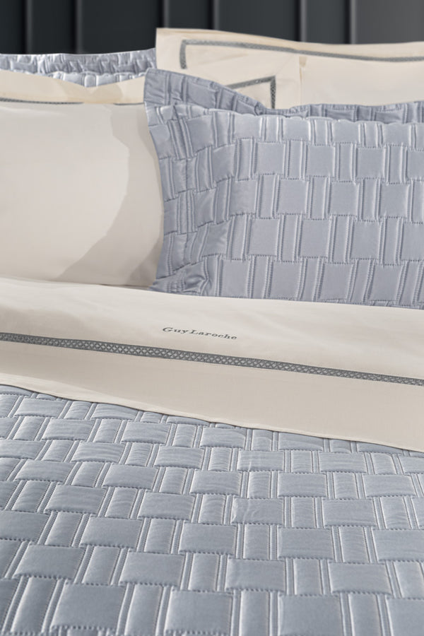 Guy Laroche Brick Silver Bedspread Set 240x250