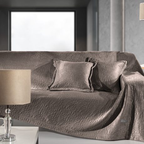 Guy Laroche Avon Choco Throw