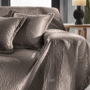 Guy Laroche Avon Choco Throw
