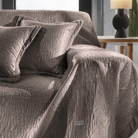Guy Laroche Avon Choco Throw