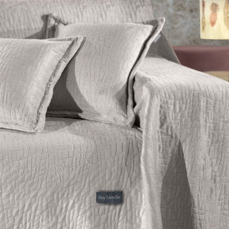 Guy Laroche Avon Elephant Throw