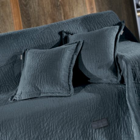 Guy Laroche Avon Emerald Throw