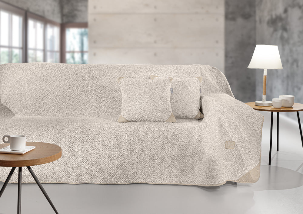 Guy Laroche Lama Beige Throw