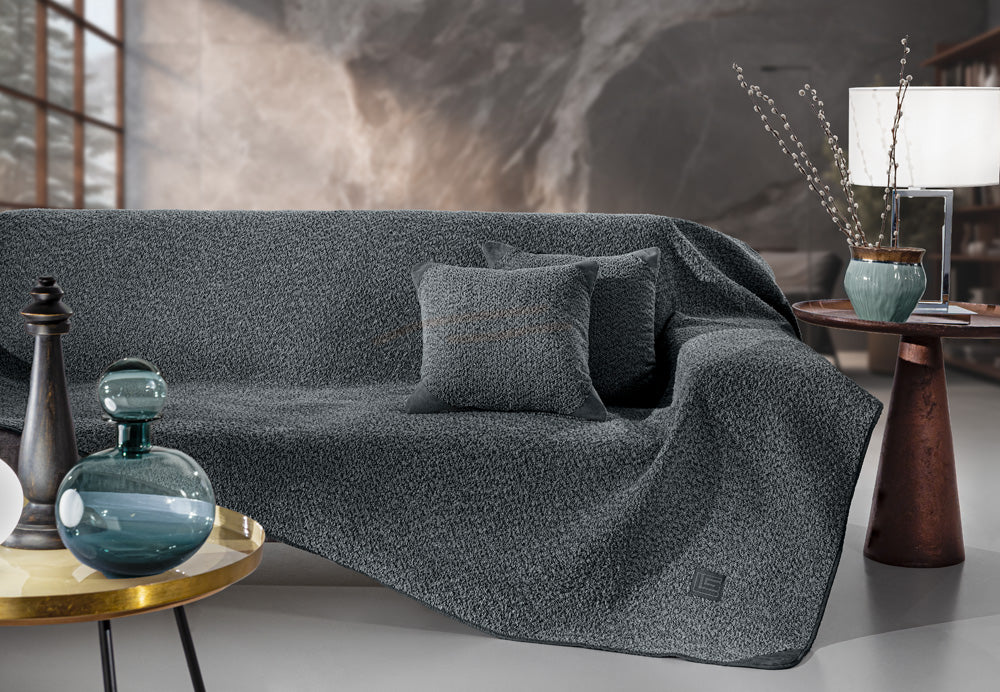 Guy Laroche Lama Anthracite Throw