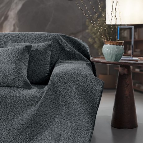 Guy Laroche Lama Anthracite Throw