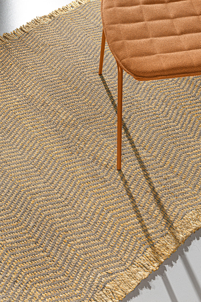 Guy Laroche Zigk Zagk Taupe Rug 140x200