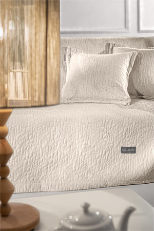 Guy Laroche Avon Sand Throw