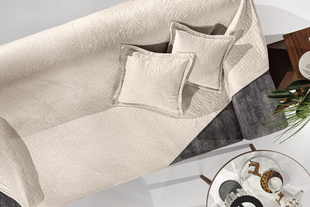 Guy Laroche Avon Sand Throw
