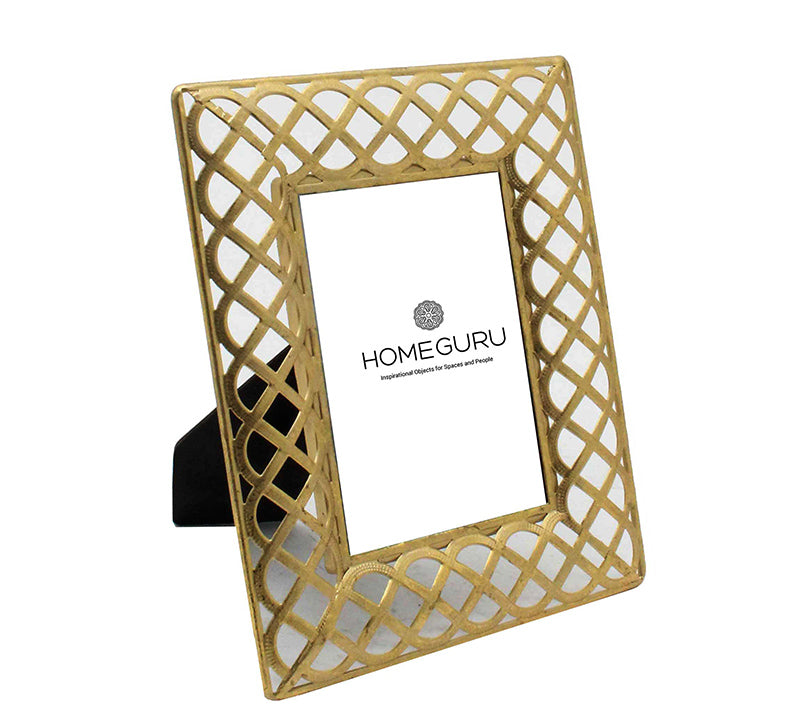 Rhombus Gold Photo Frame – 13 × 18 cm | ZAROS