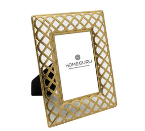 Rhombus Gold Photo Frame – 13 × 18 cm | ZAROS
