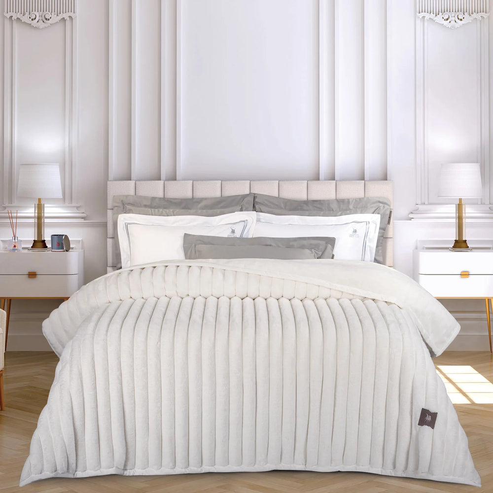 Polo Blanket White