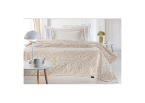 Guy Laroche Bouquet Jacquard Bed Blanket
