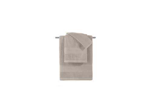 Guy Laroche Touch Towel Set