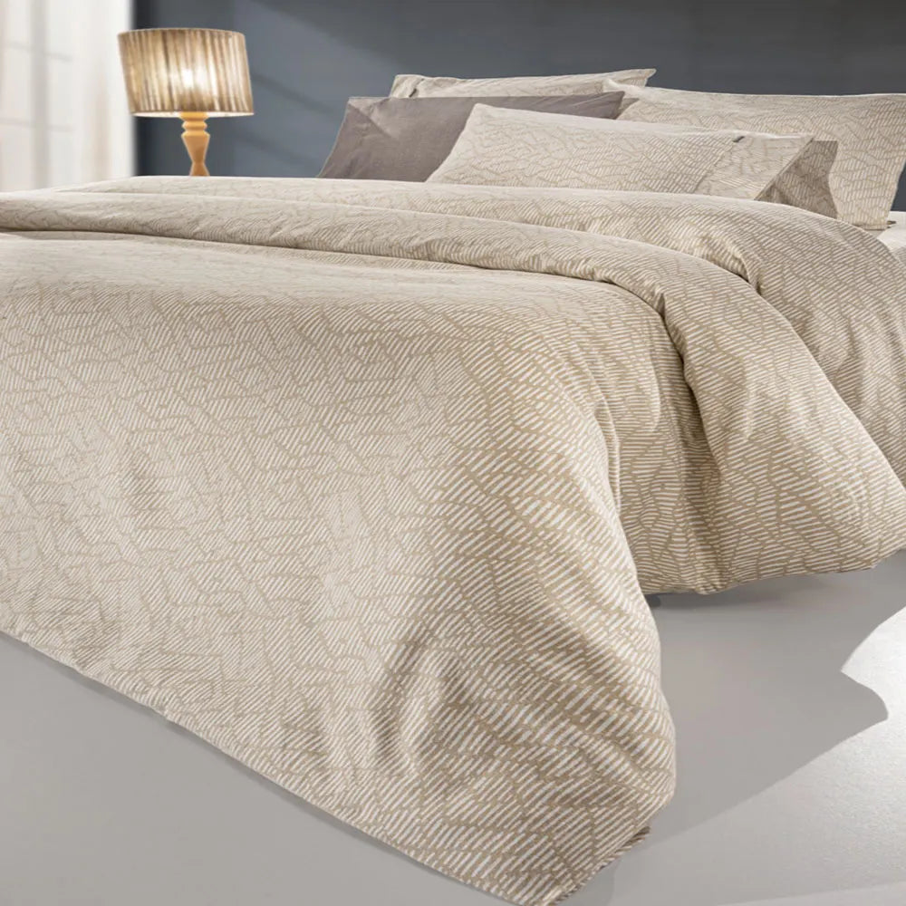 Guy Laroche Brenta Camel Bed Sheet 165x200+35