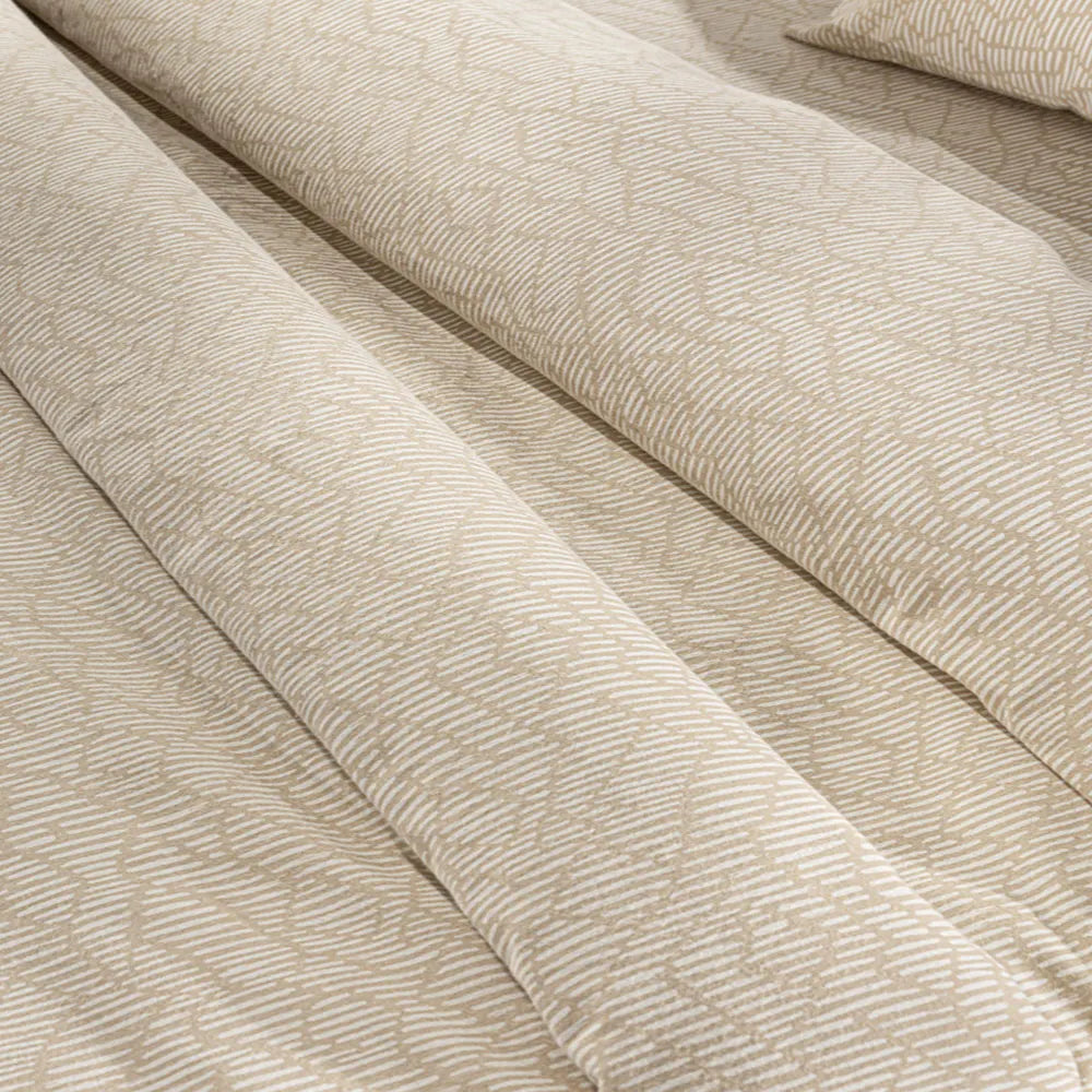 Guy Laroche Brenta Camel Bed Sheet 165x200+35
