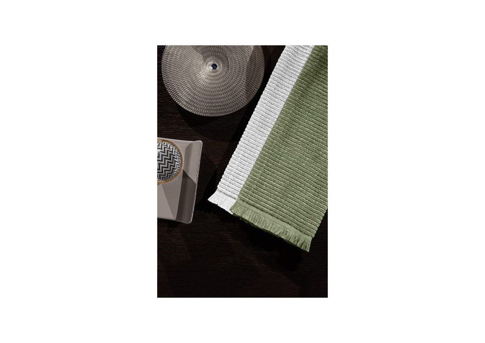 Guy Laroche Kitchen Towels