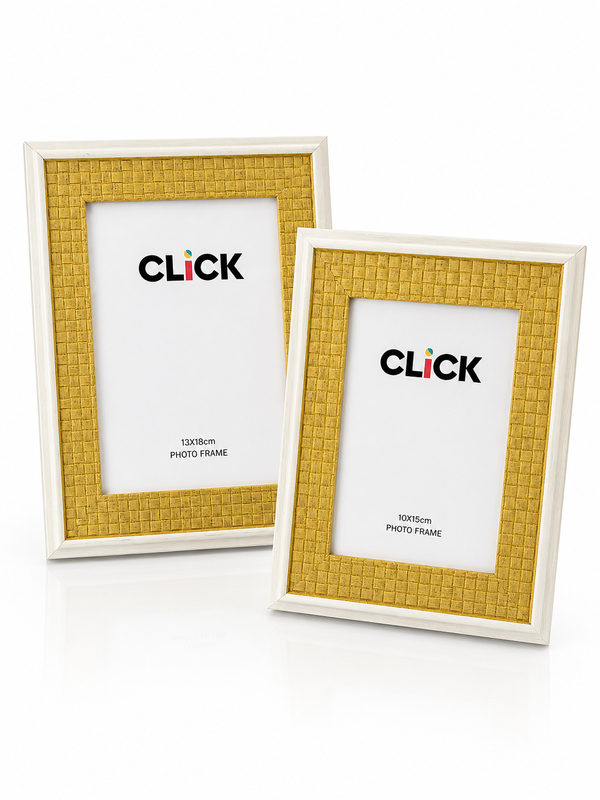 Minimalist Click Photo Frames Display