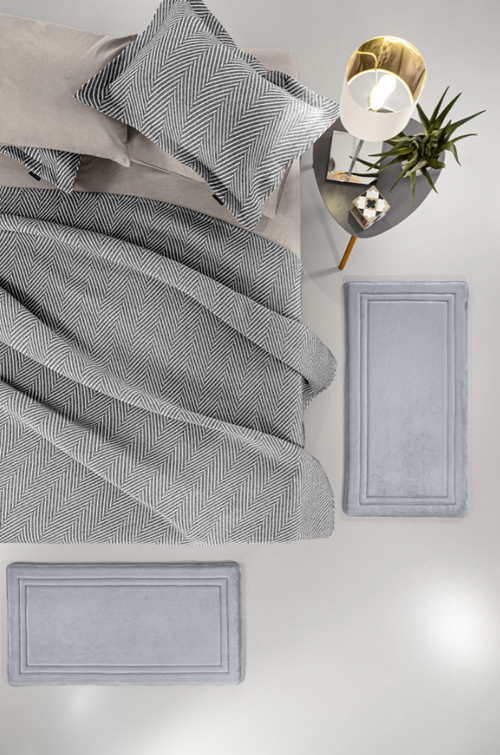 Guy Laroche Softy Silver Carpet Set Of 2