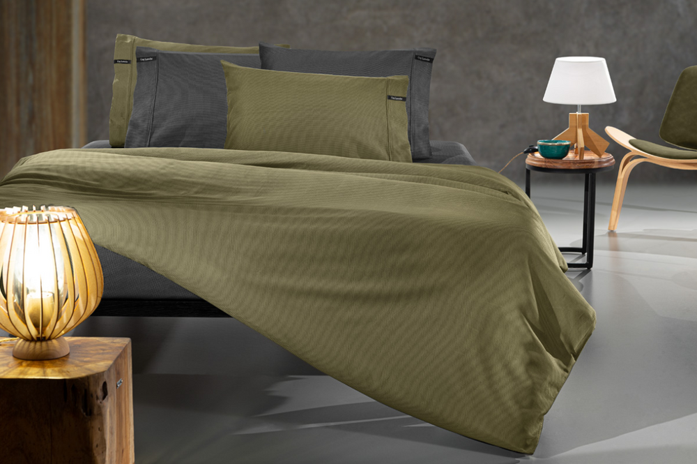 Minimal Khaki Cotton Sateen Fitted Sheet – Guy Laroche Paris