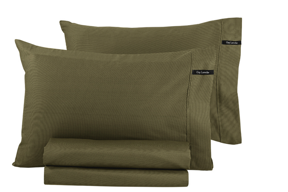 Minimal Khaki Pillowcase Set – Guy Laroche